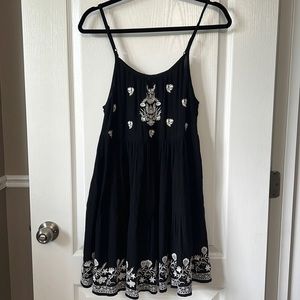 Black and white Forever 21 dress